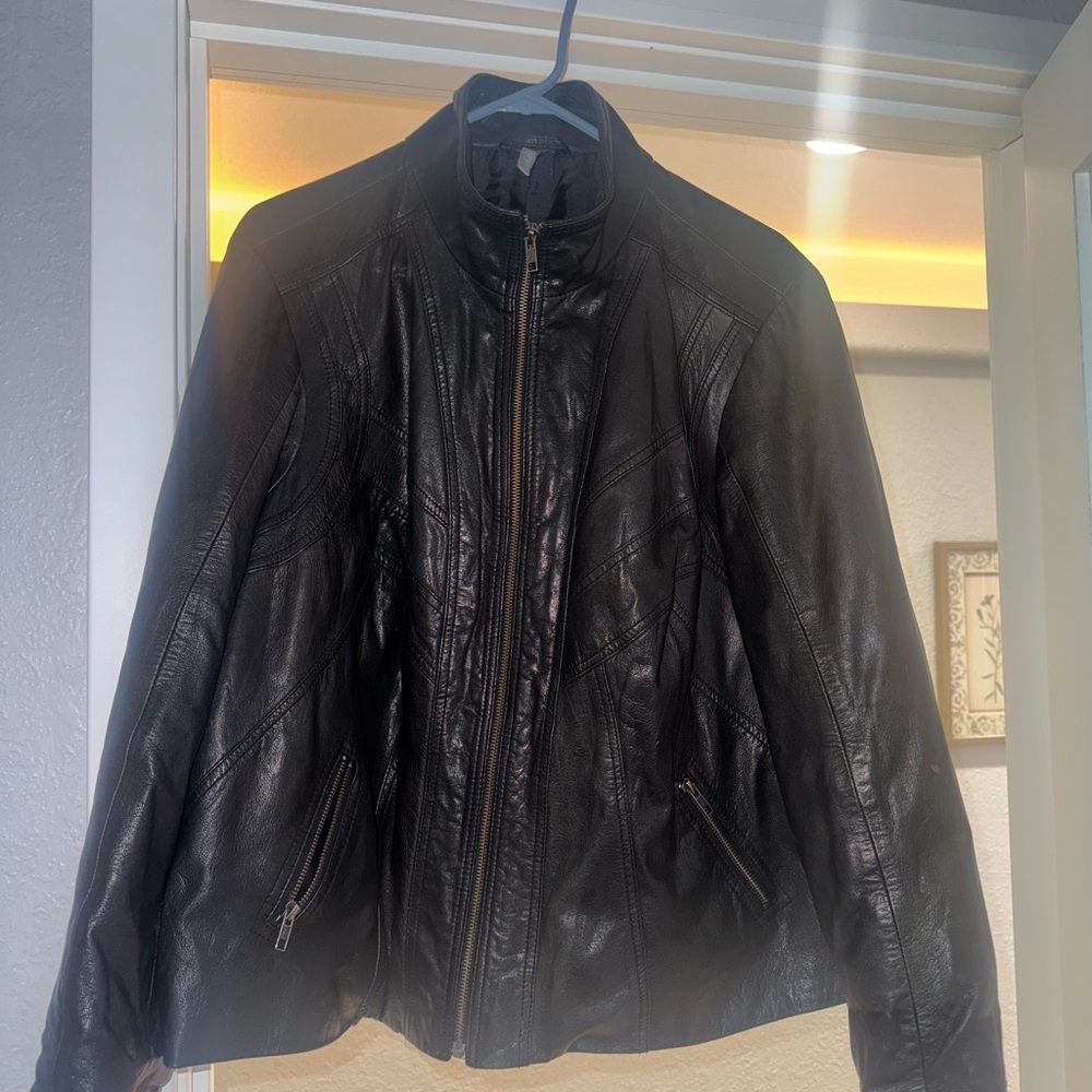 Sleek Women's Black Leather Jacket